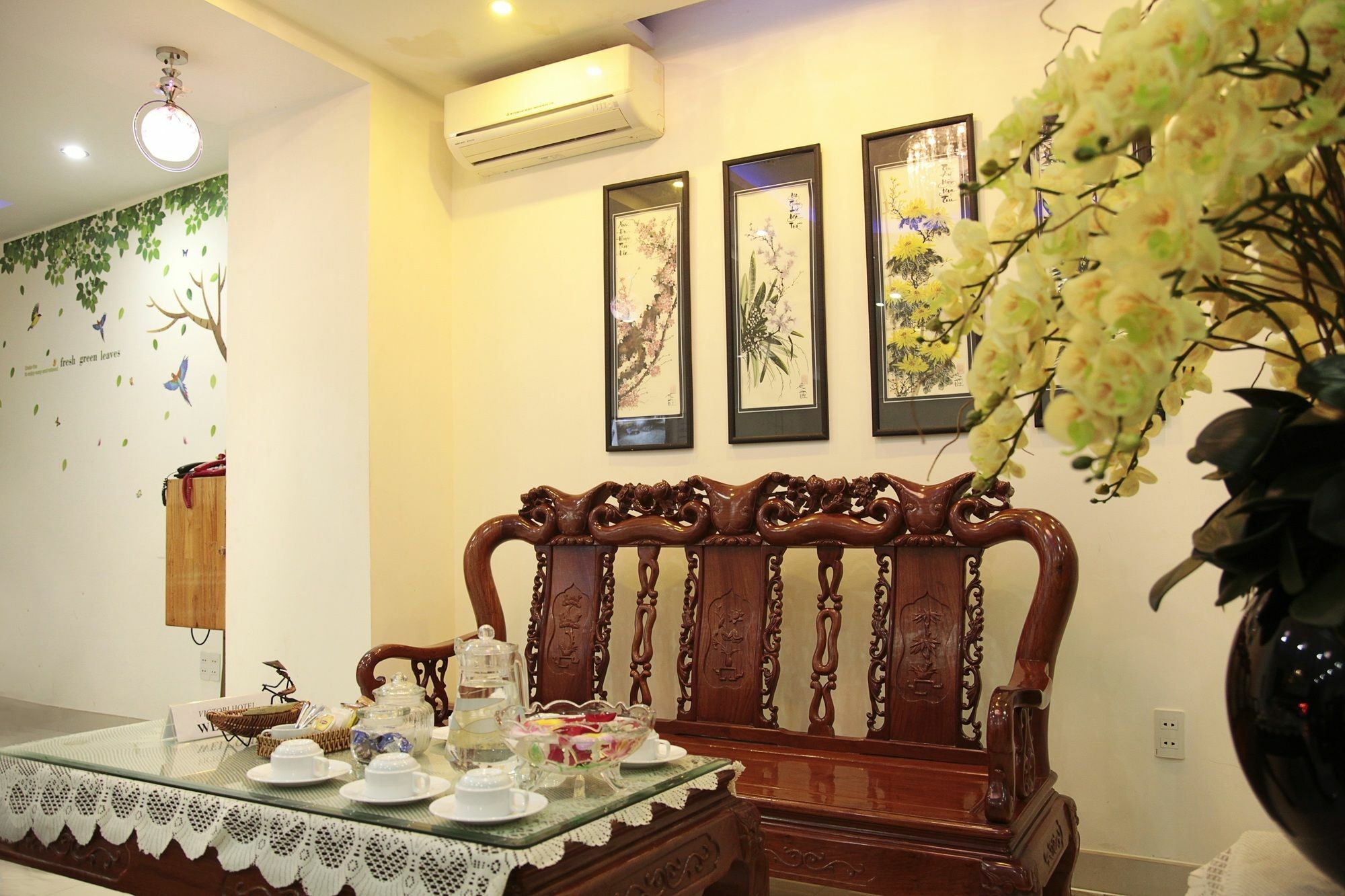Khách sạn Victori